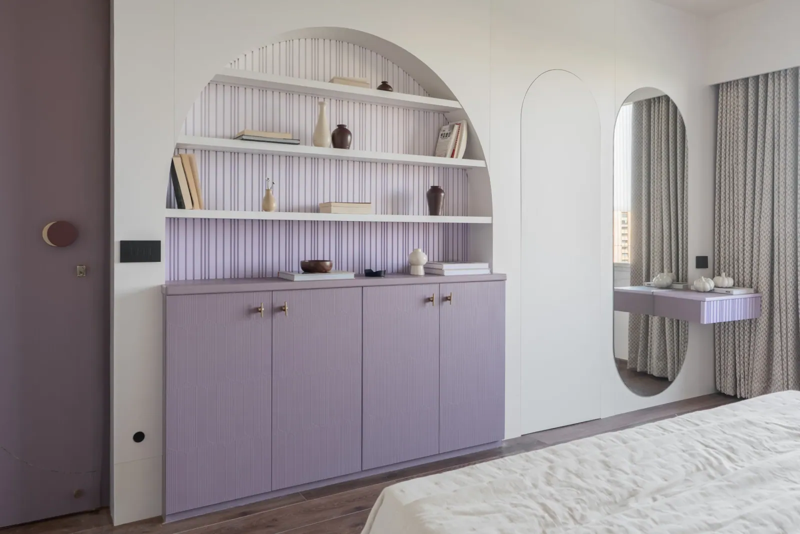 Daughter's bedroom with hand-painted mural at Ayaan, interior design by Ekaya Design Studio