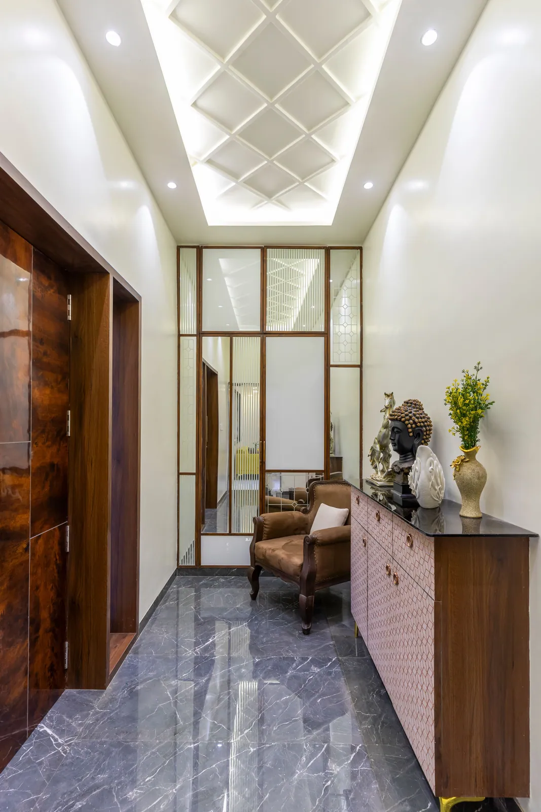 Chetan society interior, photo 7, by Ekaya Design Studio