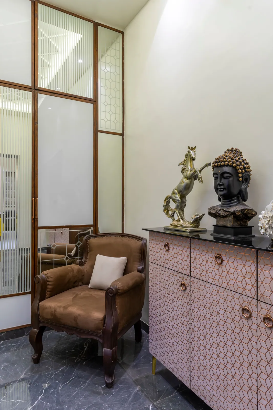 Chetan society interior, photo 8, by Ekaya Design Studio