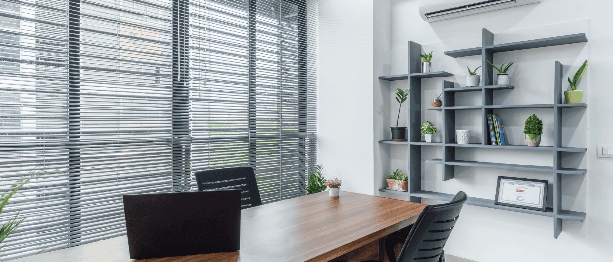 Design Efficiency: Balancing Style and Budget in Office Spaces, interior design by Ekaya Design Studio