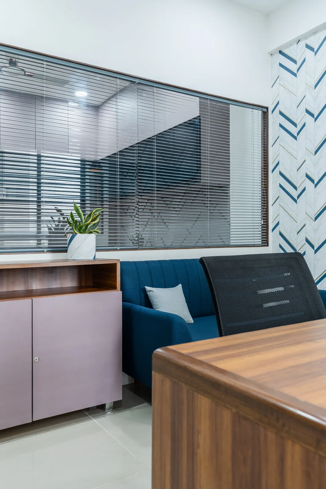 Design Efficiency: Balancing Style and Budget in Office Spaces interior, photo 5, by Ekaya Design Studio