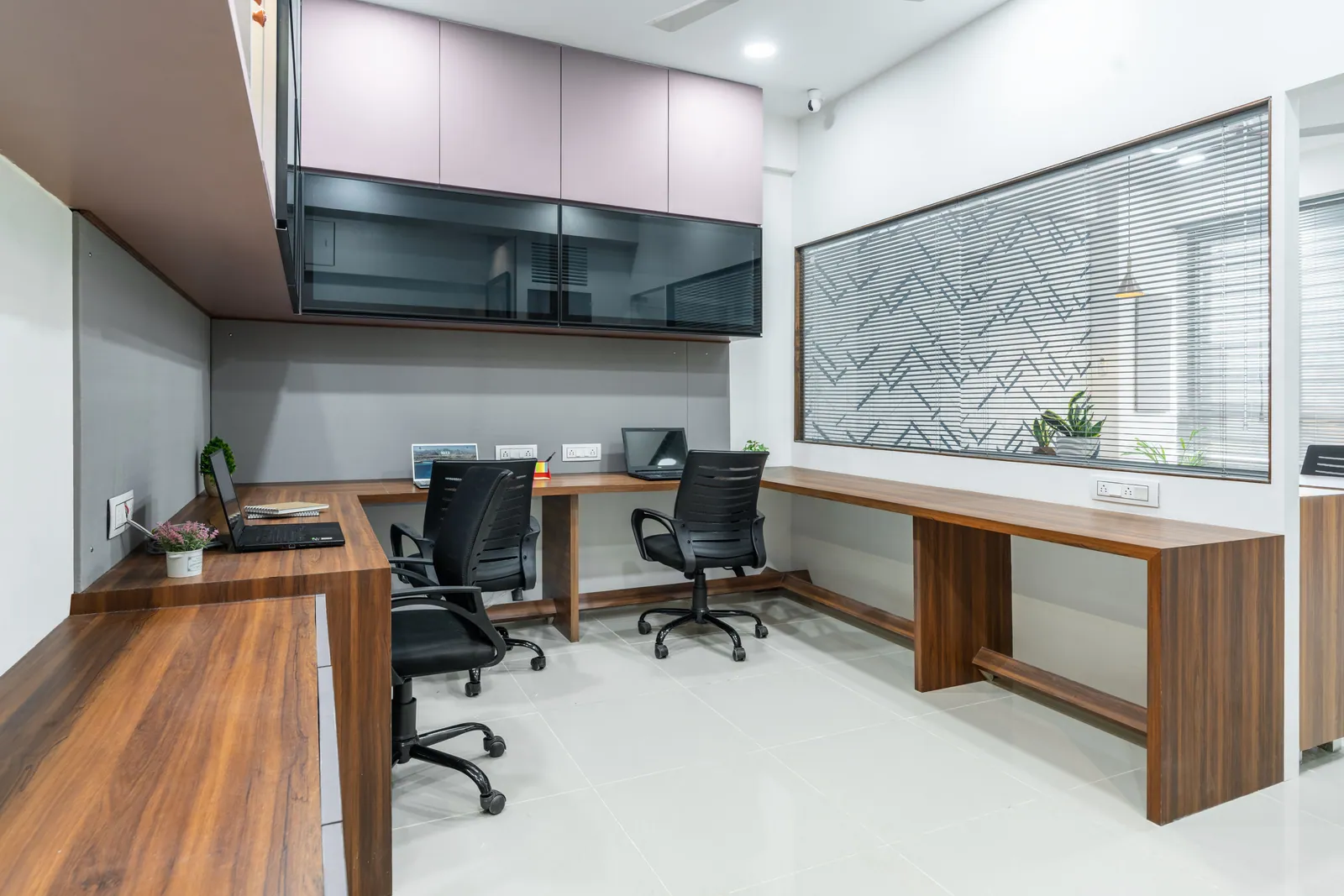 Design Efficiency: Balancing Style and Budget in Office Spaces interior, photo 6, by Ekaya Design Studio