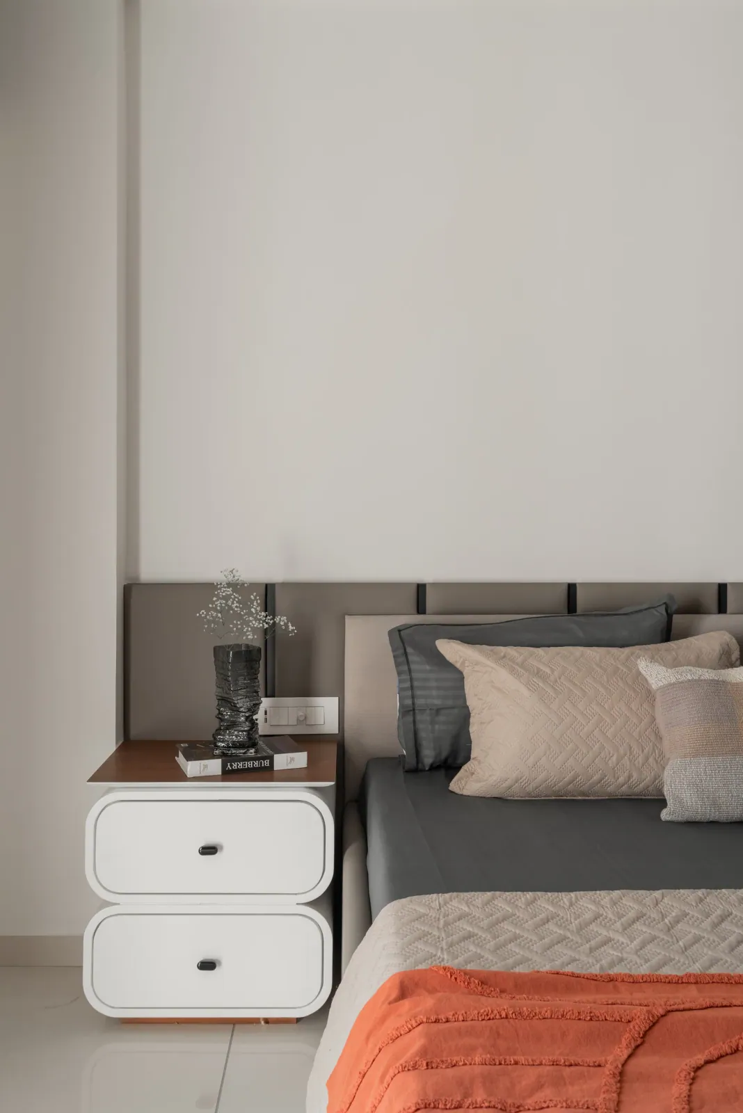 Master bedroom at Emerald 3, interior design by Ekaya Design Studio