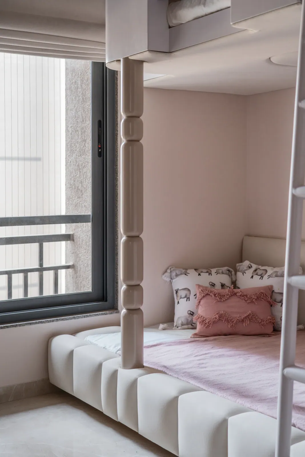 Kids' bedroom at Greenwood, interior design by Ekaya Design Studio