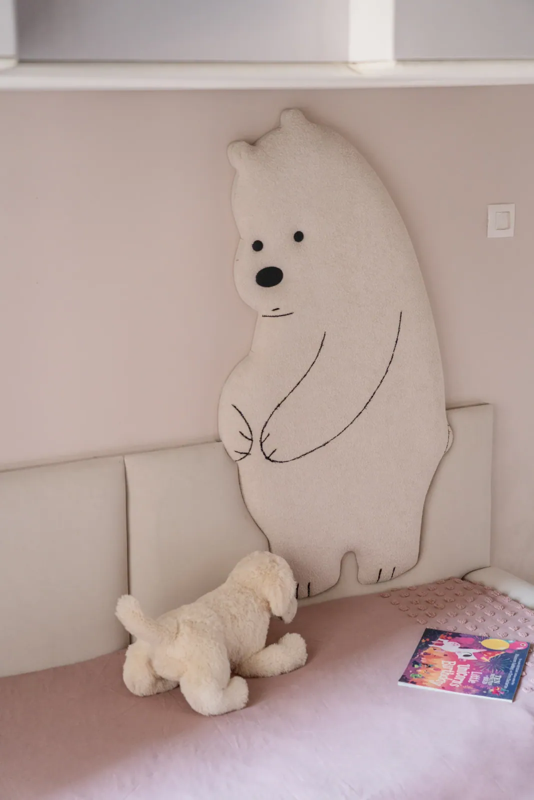 Kids' bedroom at Greenwood, interior design by Ekaya Design Studio