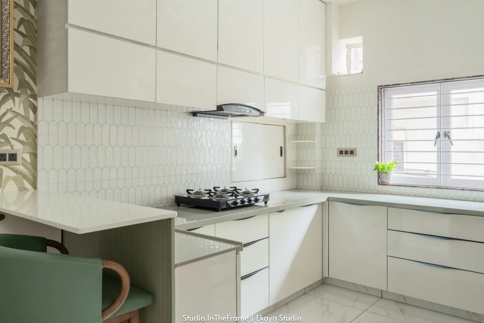 Kitchen and breakfast counter at Krishna Park, interior design by Ekaya Design Studio