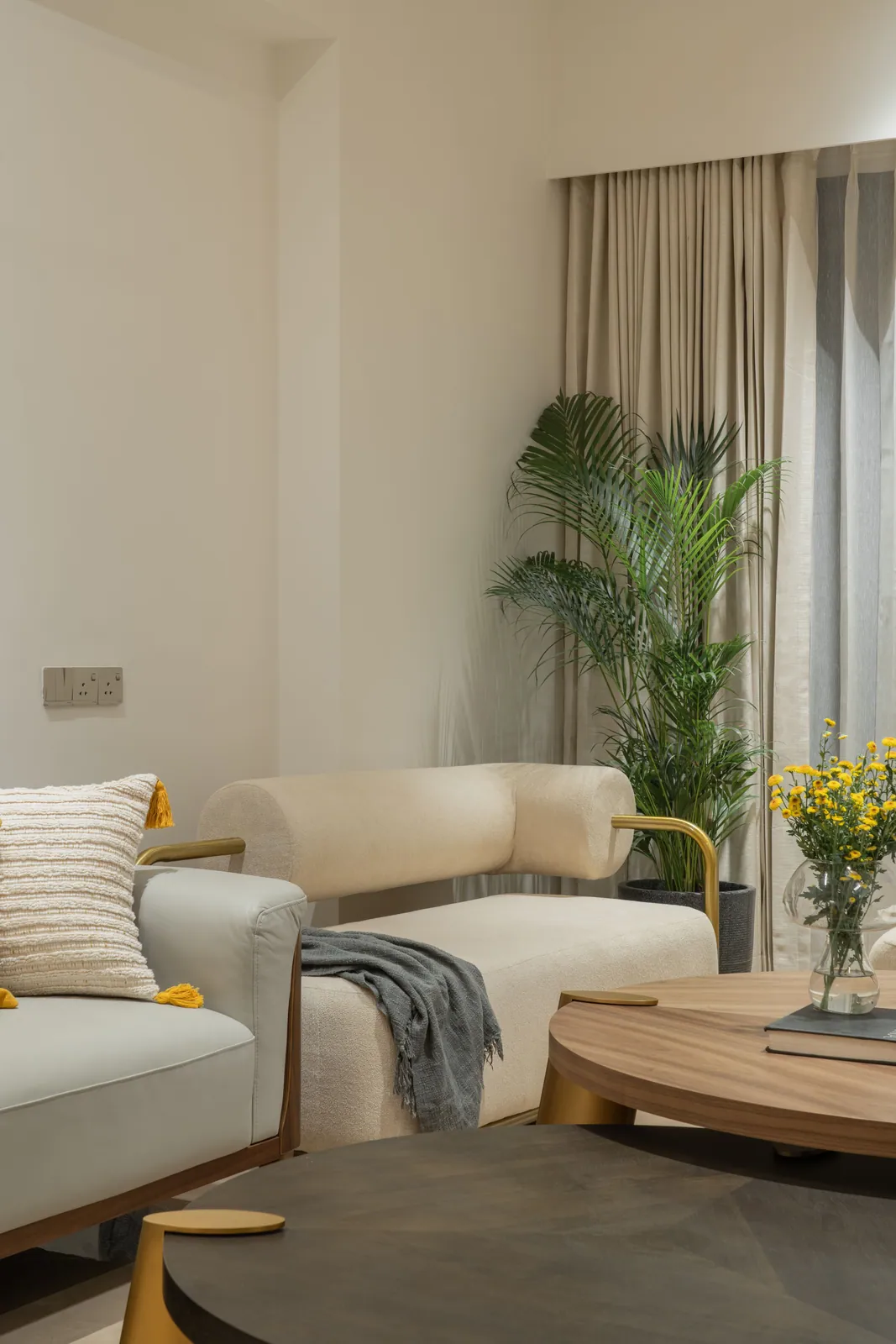 Luxury Redefined: Dream Apartment interior, photo 3, by Ekaya Design Studio