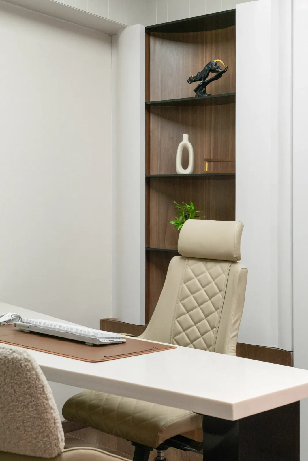Designer's cabin at Ekaya Design Studio Office, interior design by Ekaya Design Studio