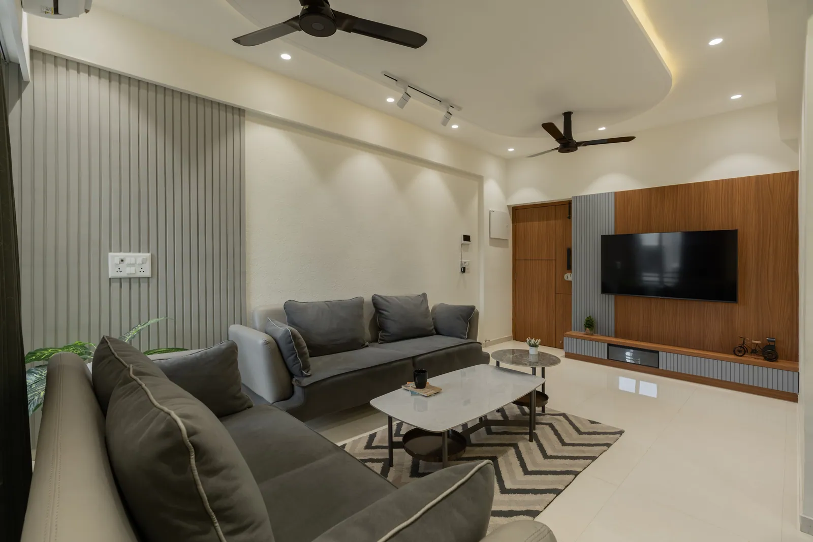 Savvy Spaces: Affordable and Stylish Apartment Interiors interior, photo 4, by Ekaya Design Studio