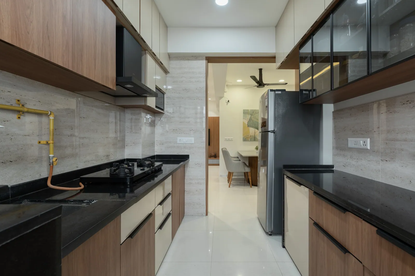 Savvy Spaces: Affordable and Stylish Apartment Interiors interior, photo 6, by Ekaya Design Studio