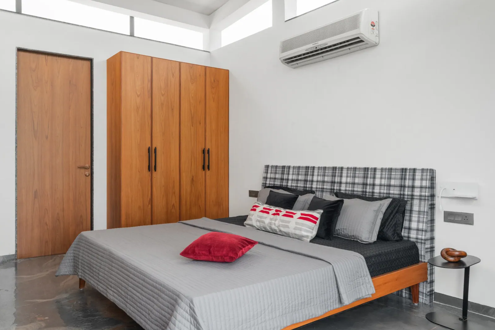 Master bedroom at Shreeya Kromme, interior design by Ekaya Design Studio