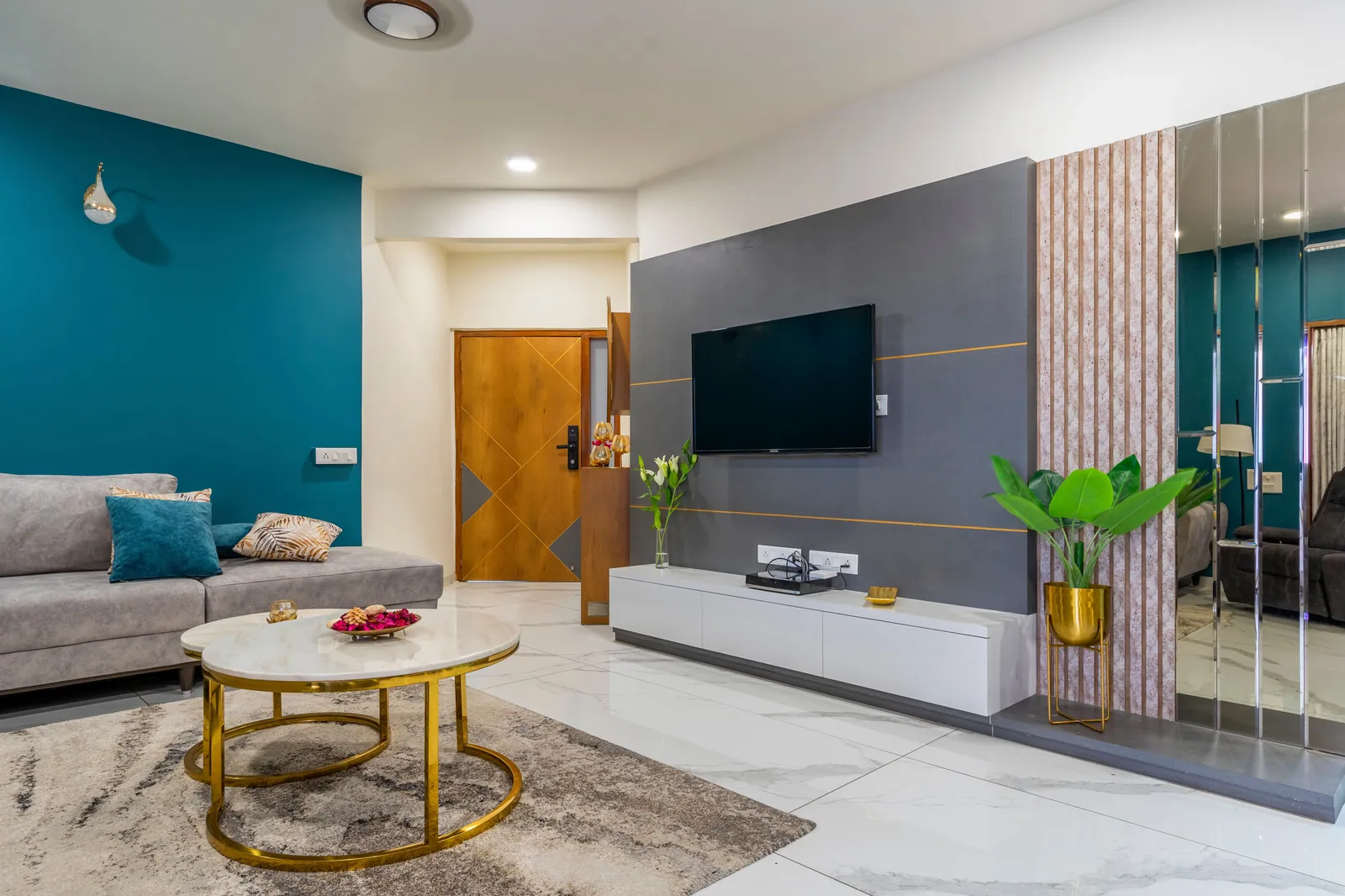Status tower interior, photo 2, by Ekaya Design Studio