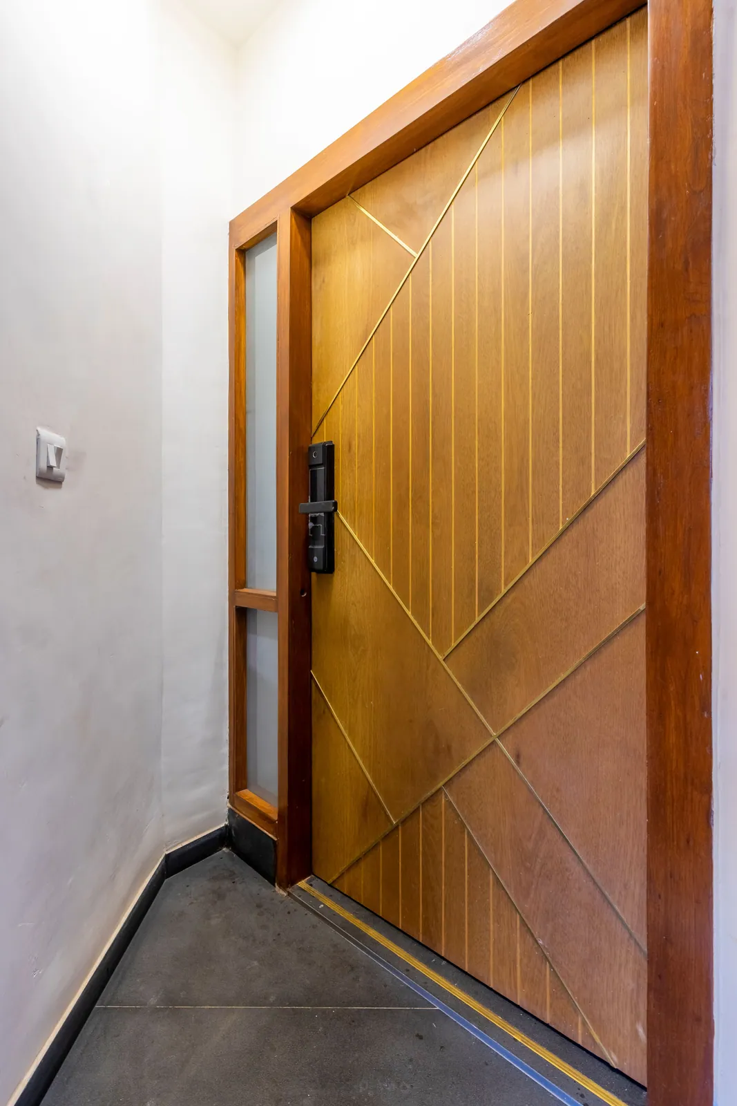 Status tower interior, photo 3, by Ekaya Design Studio